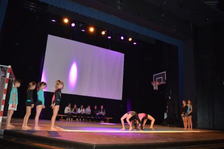 ODPRTJE RAZSTAVE ELABORATOV ZA GRADNJO ŠPORTNE DVORANE BOVEC 14